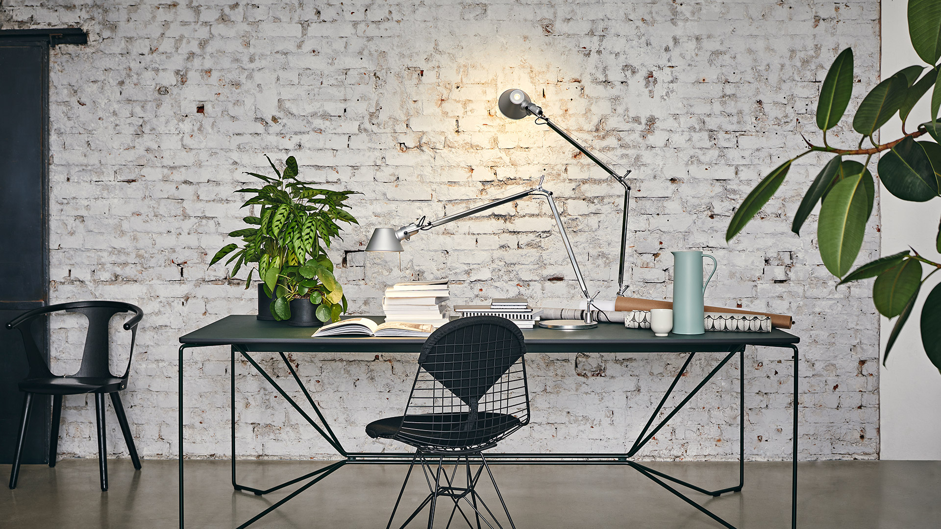 Tolomeo 在工作桌上的使用场景